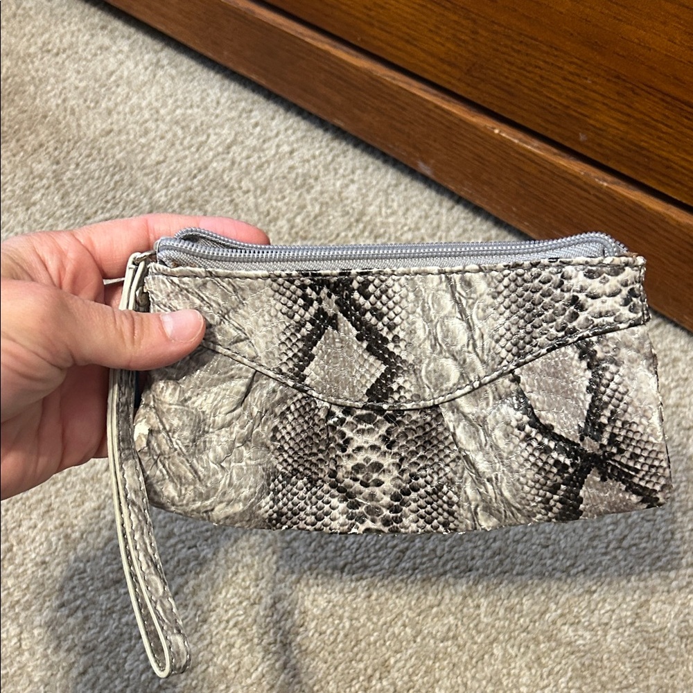 Snakeskin Pattern Wristlet Clutch